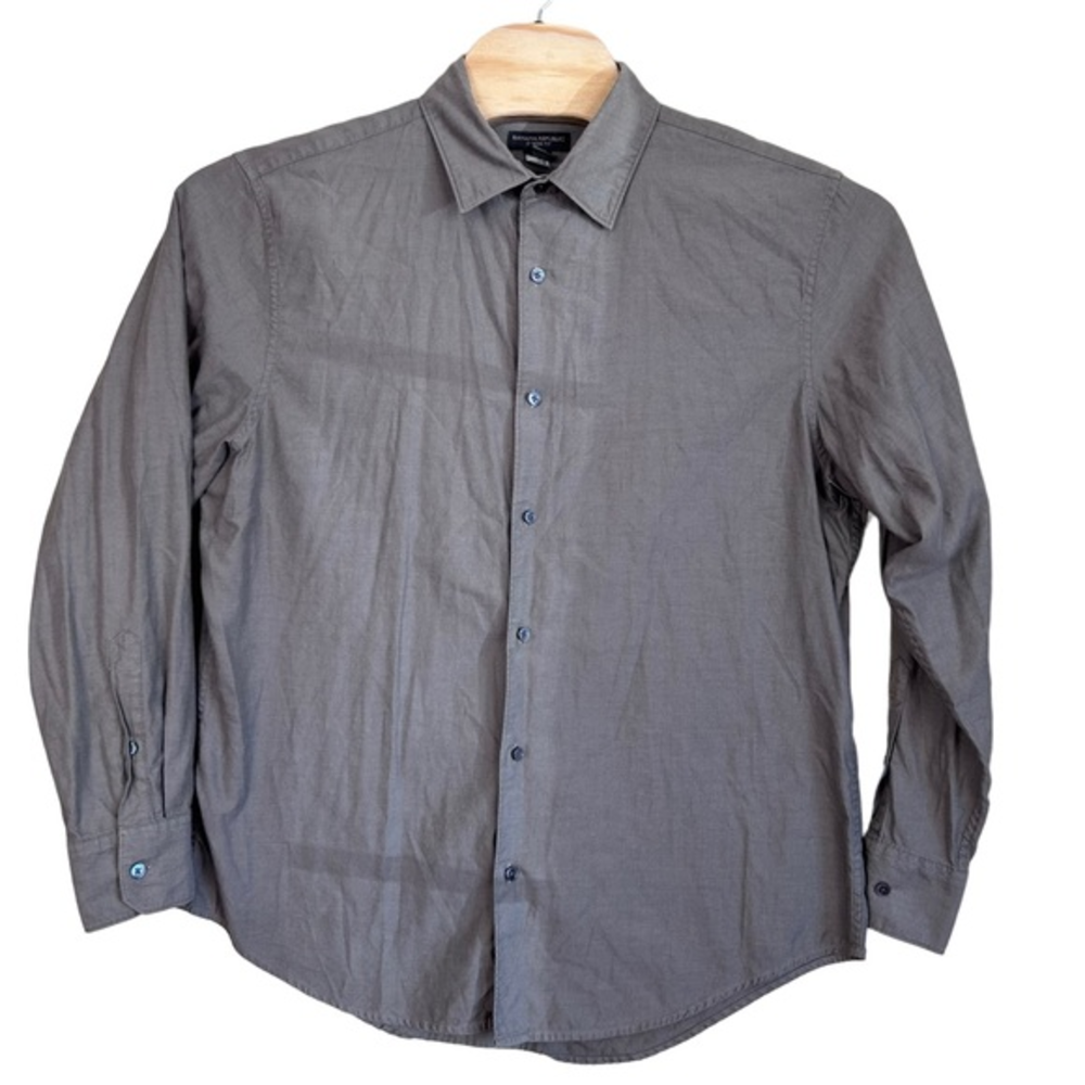 Banana Republic men’s Shirt classic fit button front shirt XL